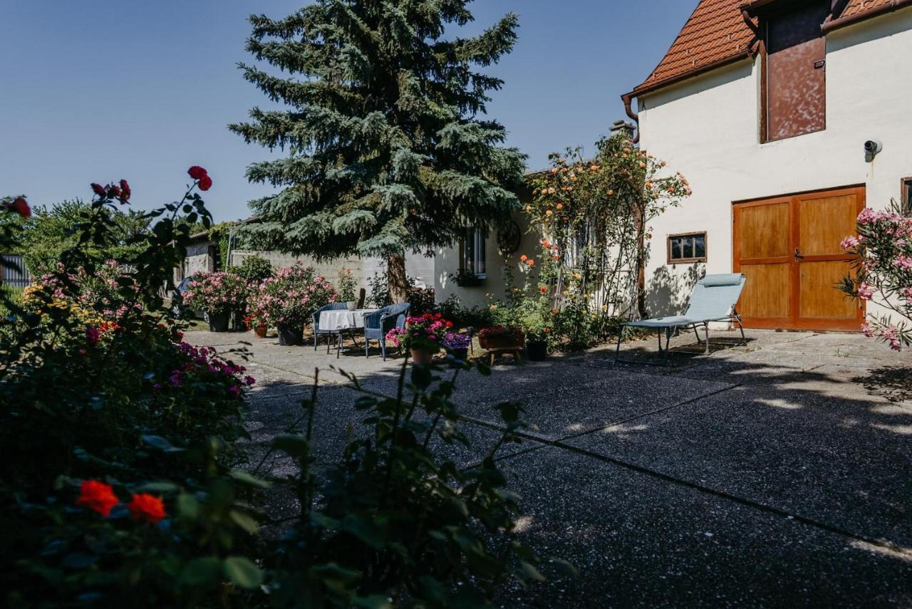 Das Kleine Haus Брайтенбрун Екстериор снимка